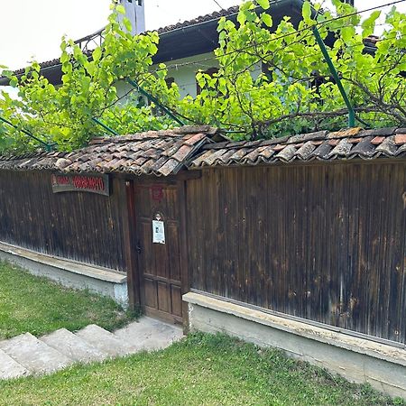 Вила Чевермето Палици Екстериор снимка